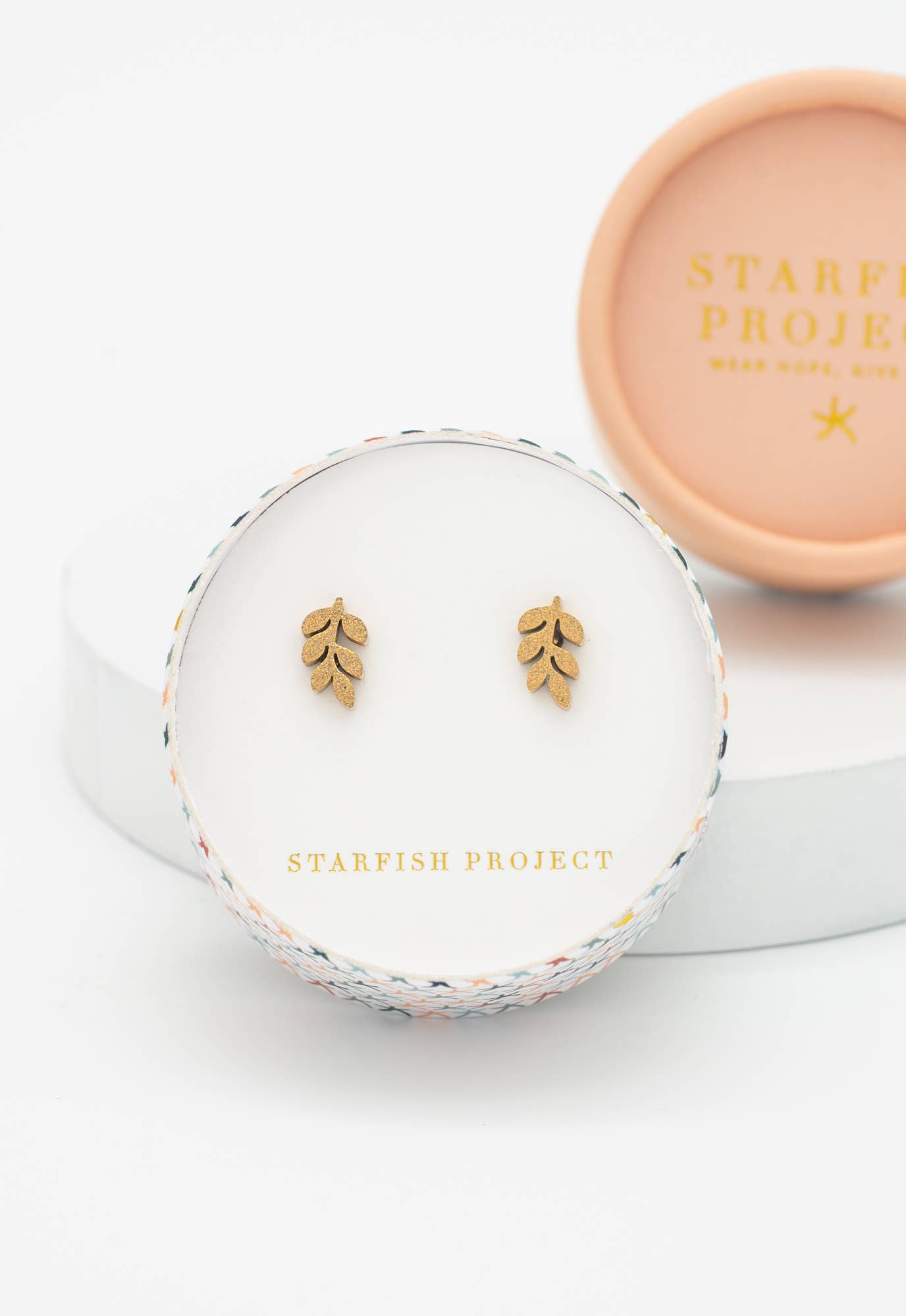 Frosted Rowen Leaf Stud Earrings
