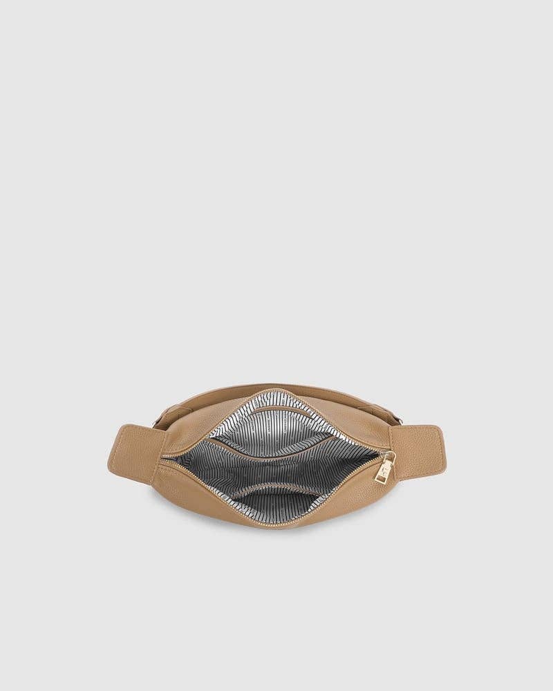 Georgina Shoulder Bag in Honey