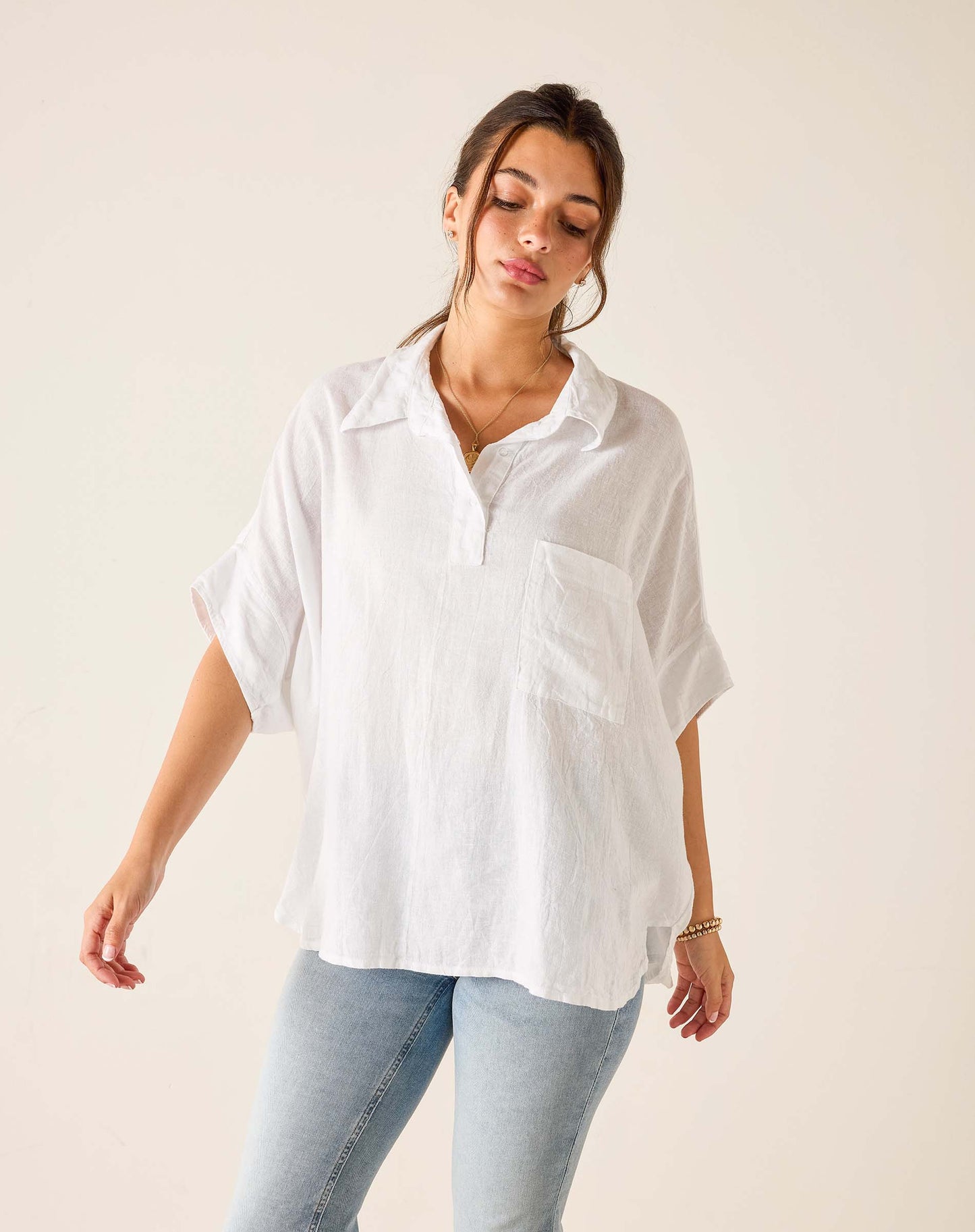 Hermosa Collared Top in White