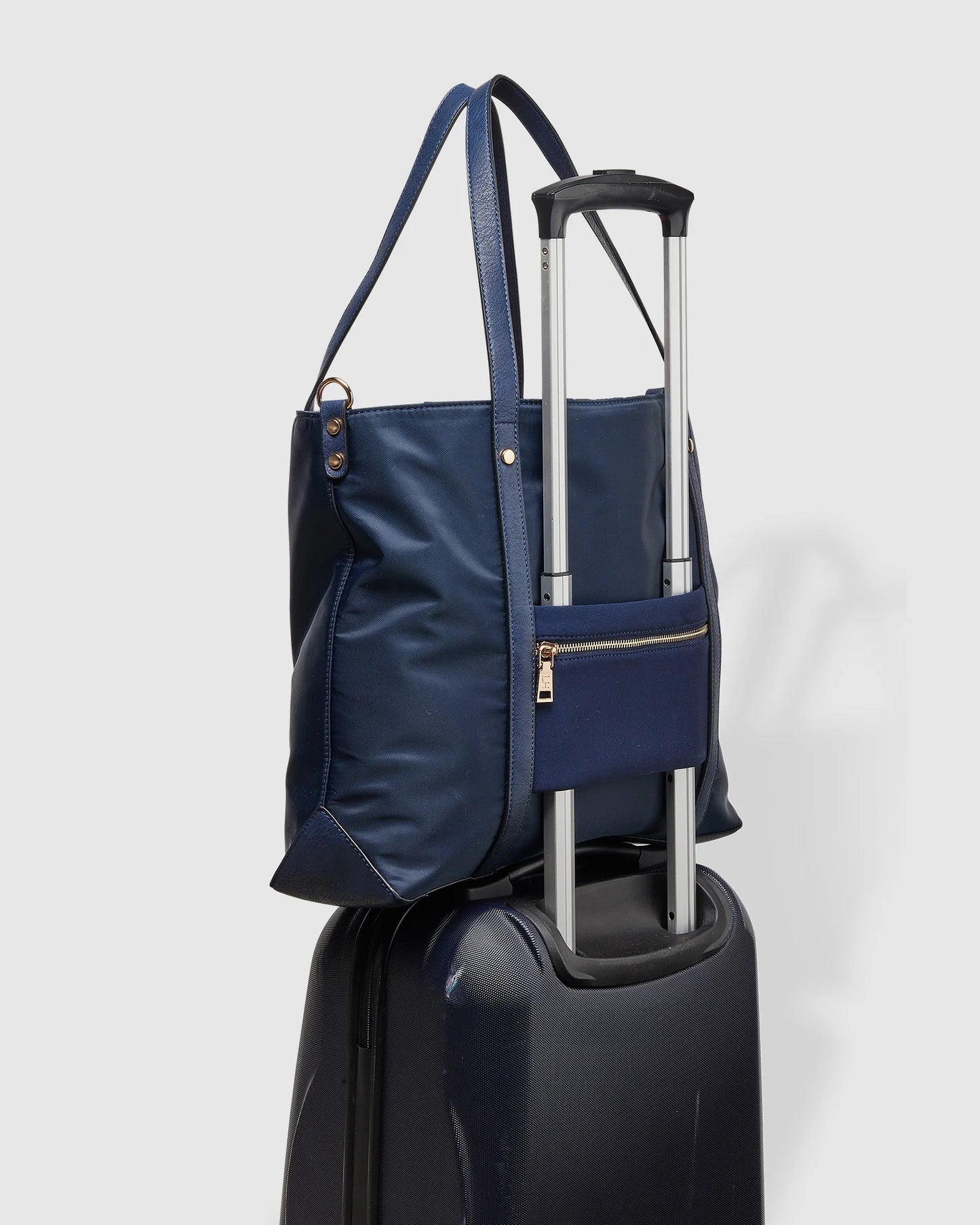 Nora Travel Tote in Navy