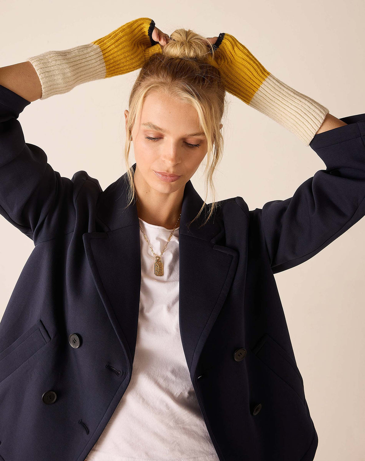 Montauk Colorblock Gloves in Cream/Golden