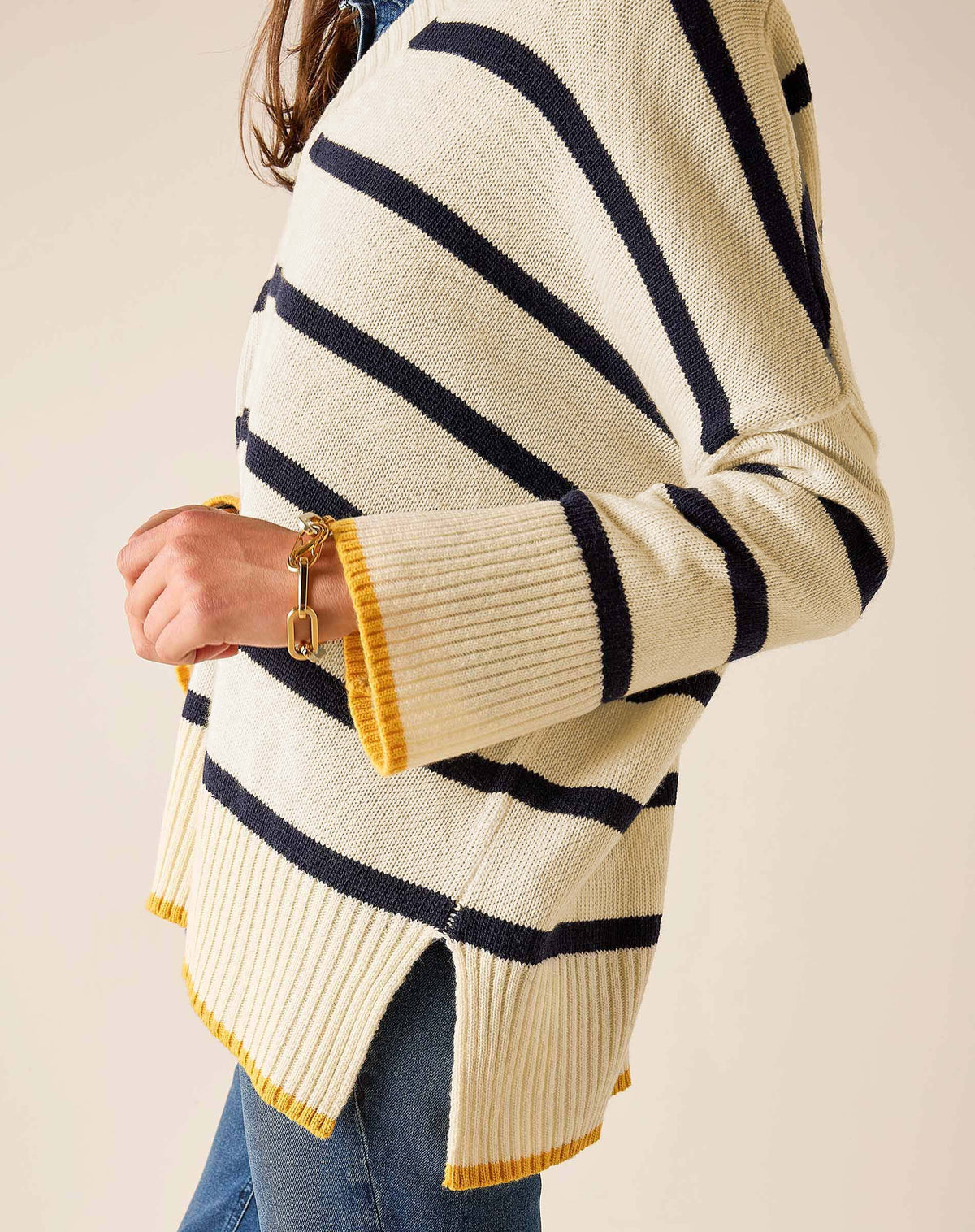 Montauk V-Neck Sweater in Cream/Navy/Golden