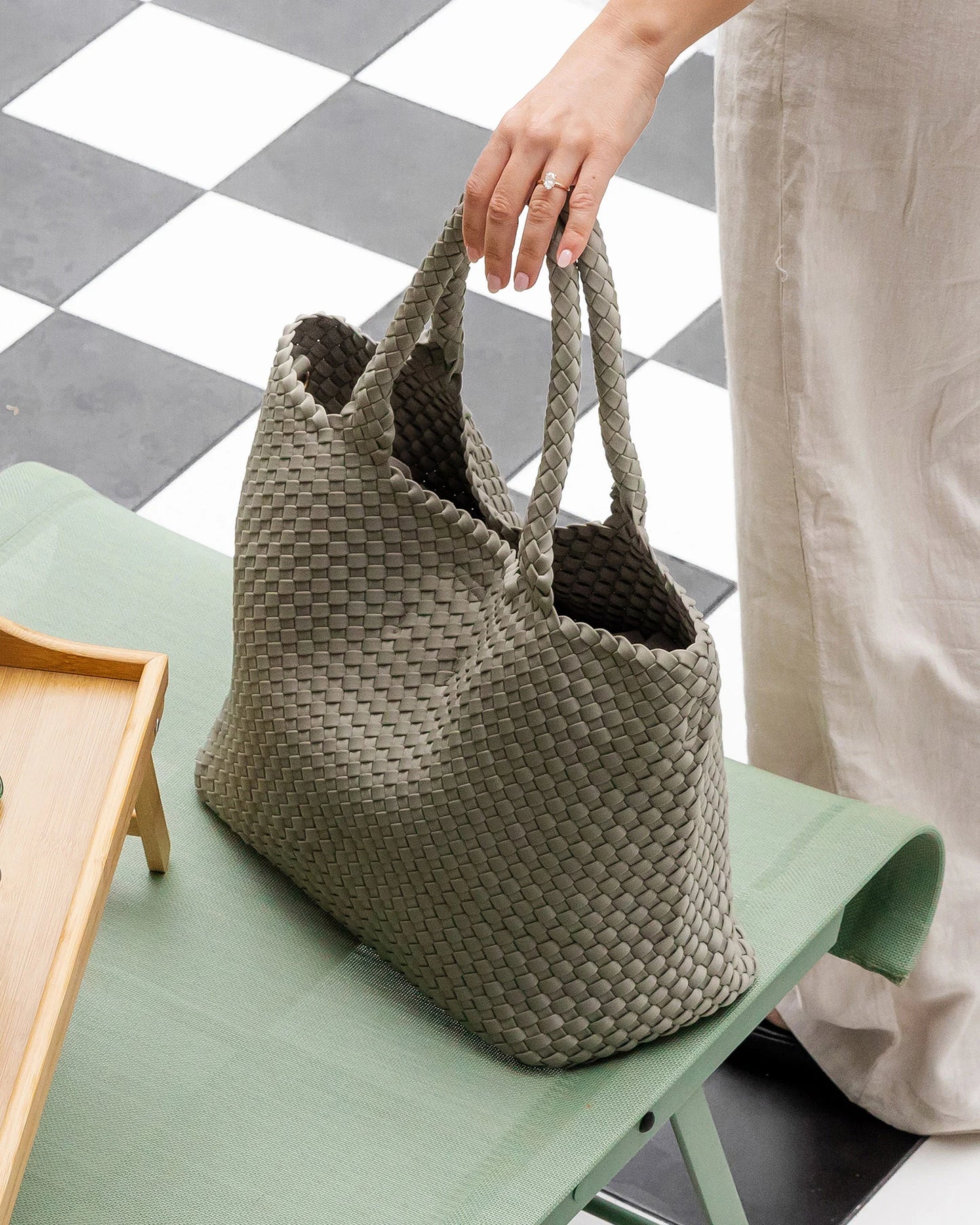 Cruiser Neoprene Tote Bag - Sage Green