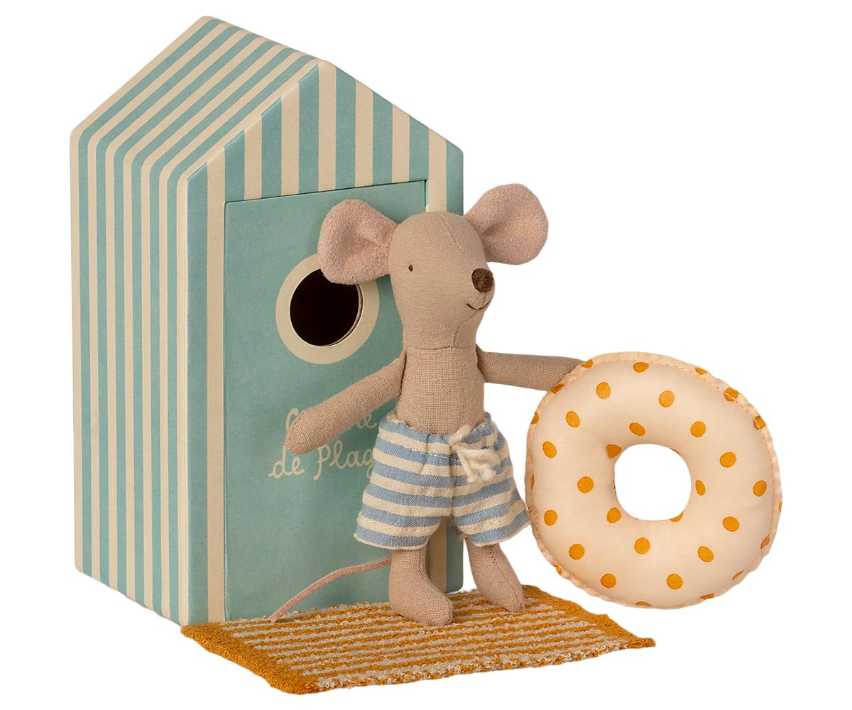 Beach Mouse, Little Brother in Cabin de Plage